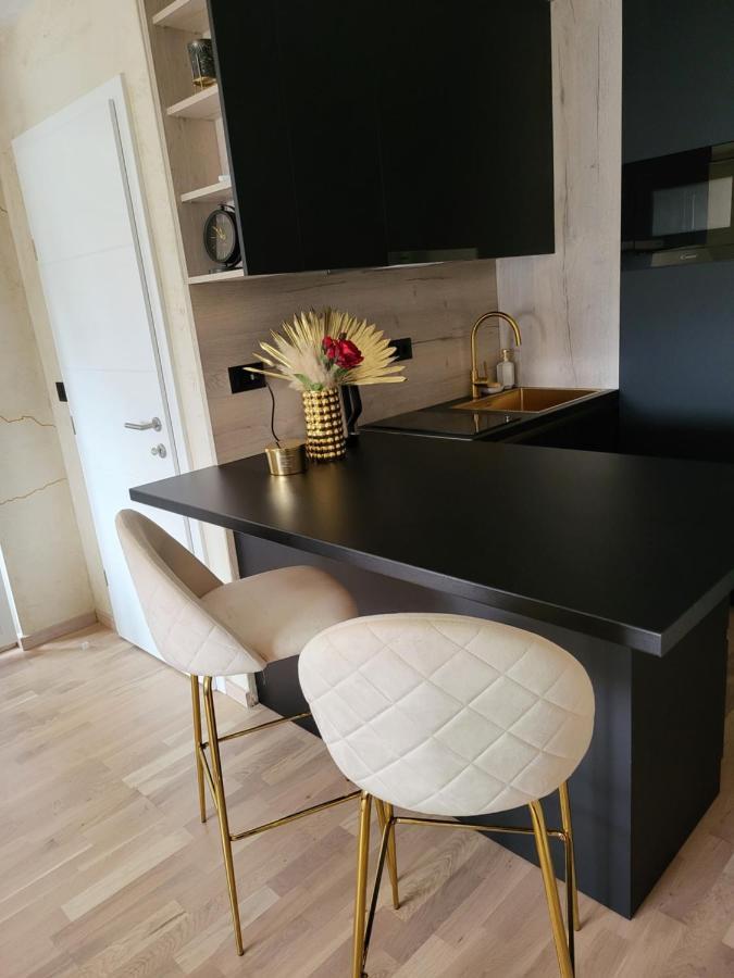 Апартаменты Apartman Stari Toranj II Вуковар Экстерьер фото