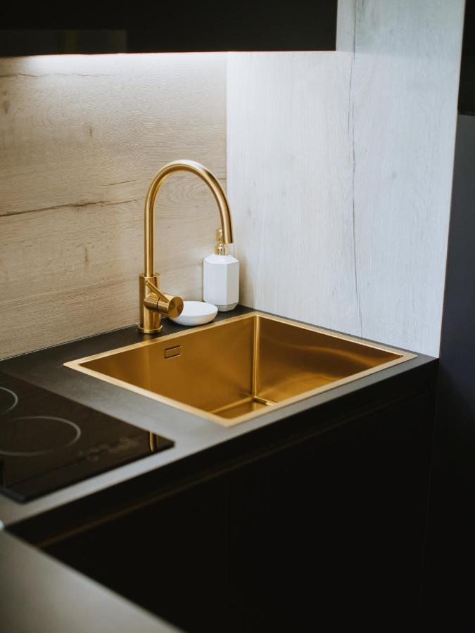 Апартаменты Apartman Stari Toranj II Вуковар Экстерьер фото