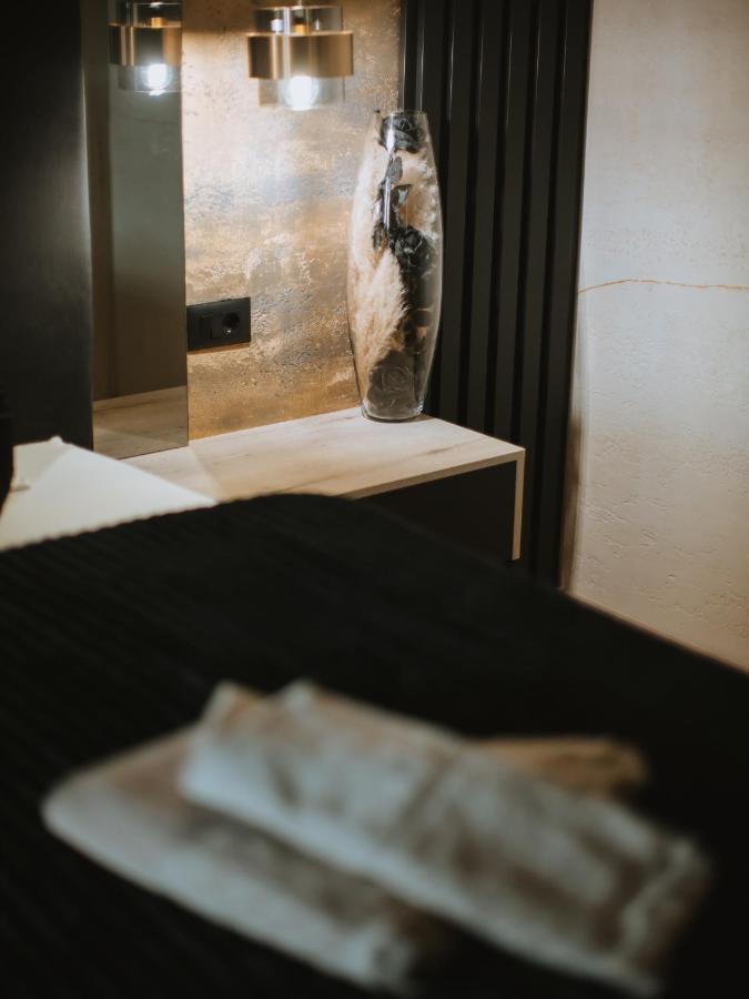 Апартаменты Apartman Stari Toranj II Вуковар Экстерьер фото